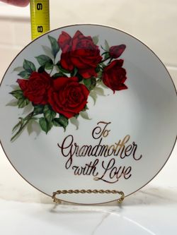 Lovely Plate to Celebrate Grandma