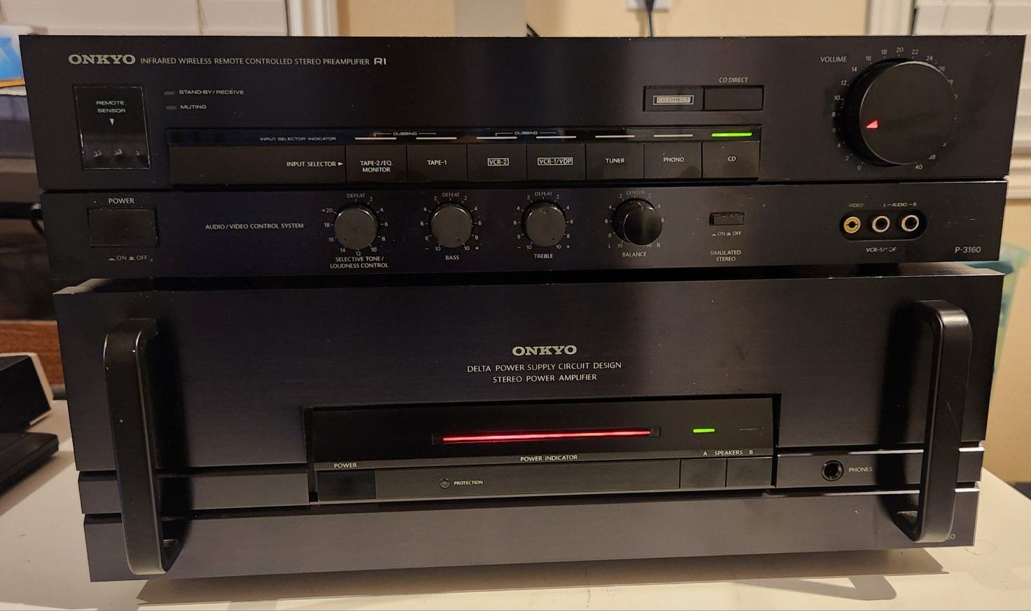 Onkyo M-5160
Stereo Power Amplifier+pre amp