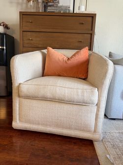 Cream Boucle Accent Chair Swivel
