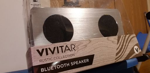 Vivitar Rustic Collection table top bluetooth speaker