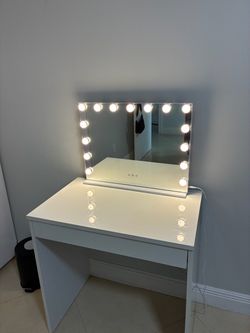 Desk with Light up Mirror