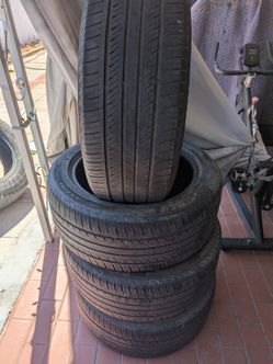 Set of used tires 235 50 18