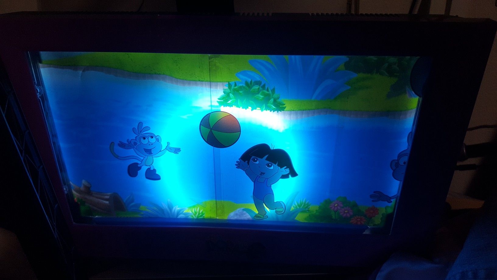 Dora motion tv night light