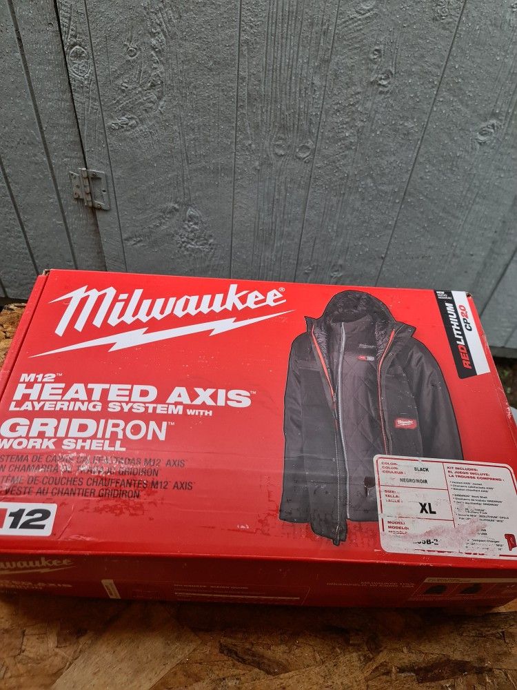 Milwaukee gridiron workshell outlet