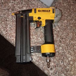 DeWalt Nail Gun 