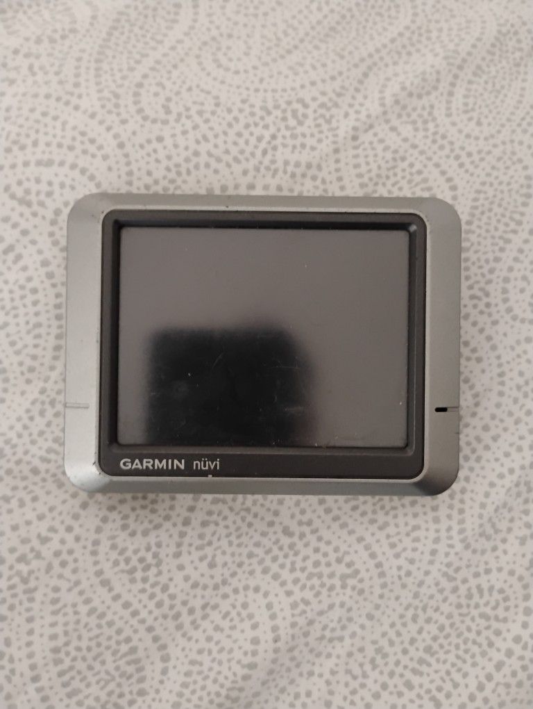 Garmin GPS With Lifetime Maps 