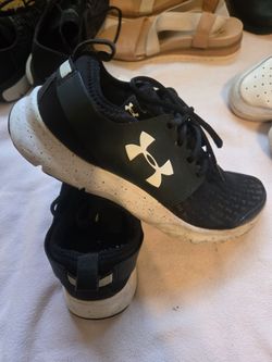 Under Armor Sneakers Size 9 