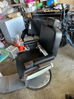 Barber chair