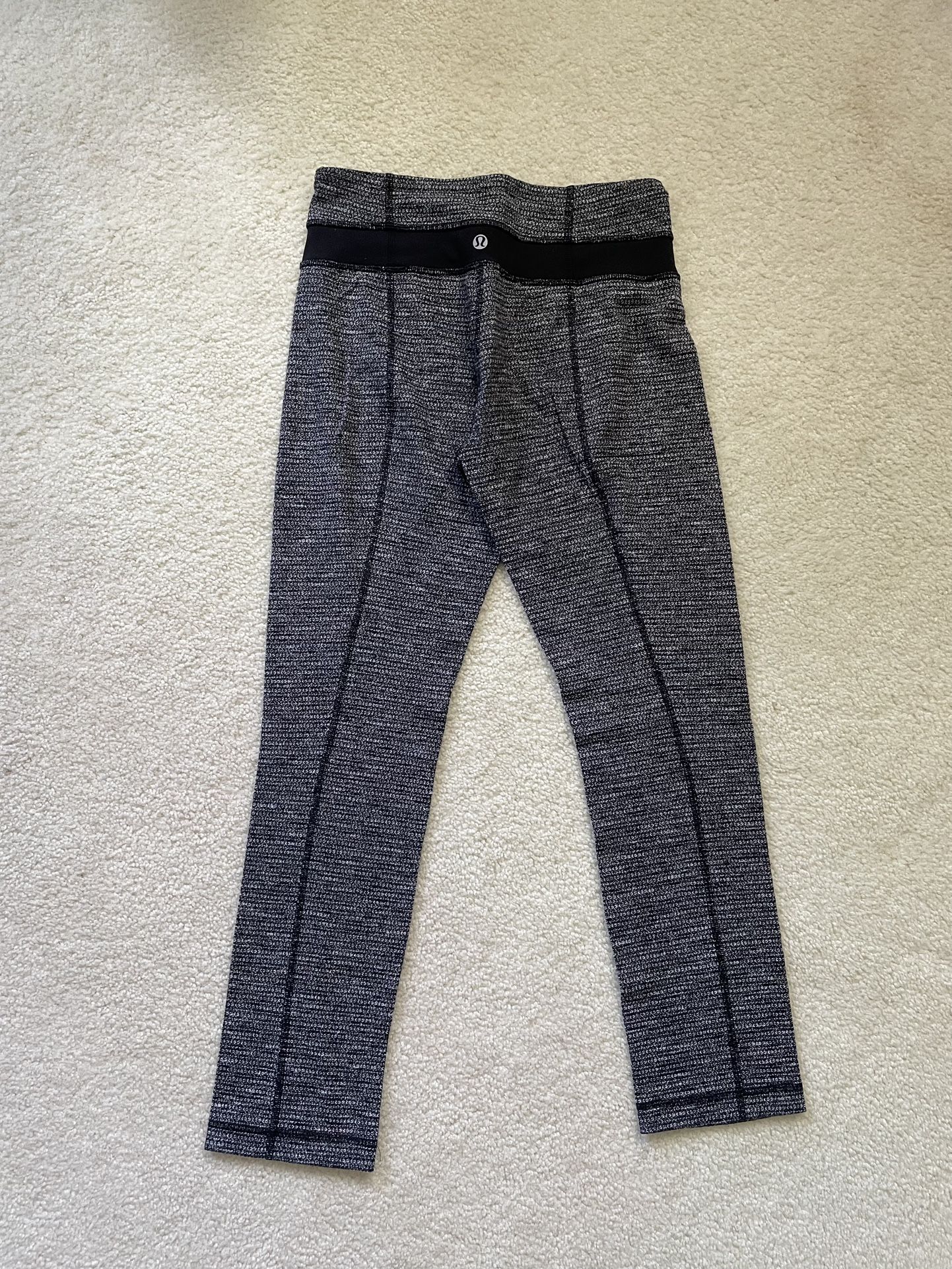 Lululemon Skinny Groove Pant Size 6