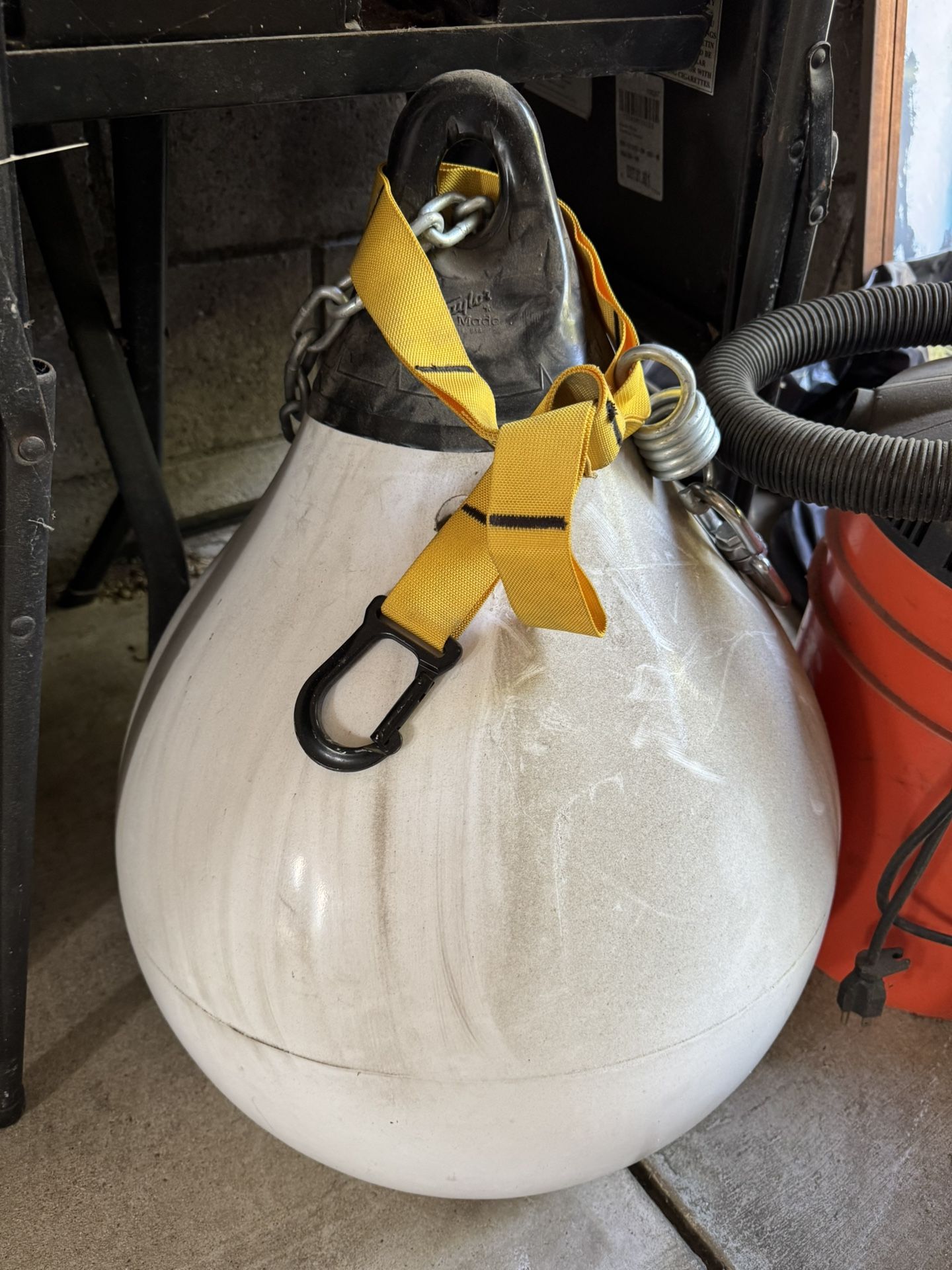 Taylor Made 18” Buoy Boxing 