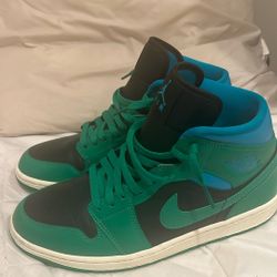 Jordan 1 (MID) Size 9.5