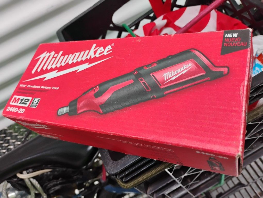 Milwaukee M12 Rotary Tool  NEW