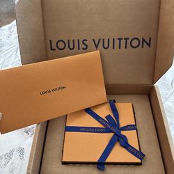 Louis Vuitton Monogram Folding Victorine Wallet BY LOUIS VUITTONLV1030