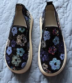 SIZE 8.5 BLACK/MULTI SEQUINED FLORAL SHOES SNEAKERS