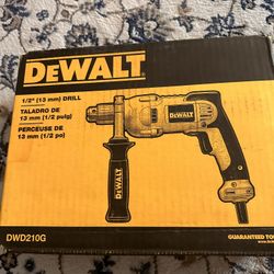 Dewalt drill Dwd210g