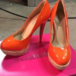 ShoeDazzle Pasha Orange sz 6.5