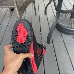 Air Jordan 4 Retro Red Thunders