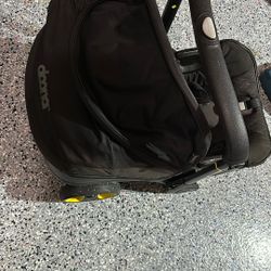 DOONA STROLLER 