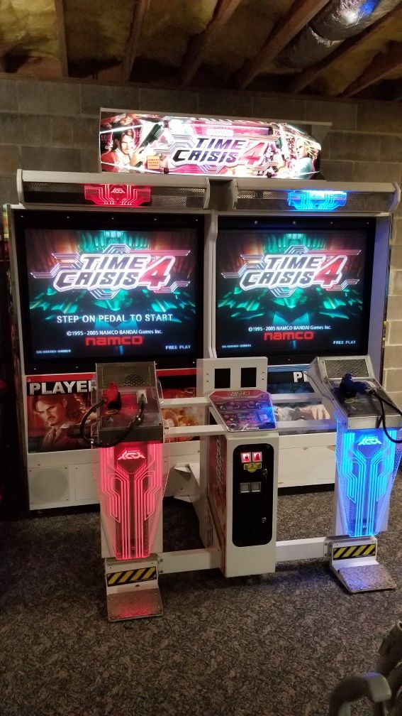 Time Crisis 4 Deluxe Arcade Machine