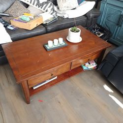 Heavy Walnut Coffee Table With 2 Storage Drawers 