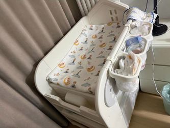 Baby Changing Table with Storage & Wheels – Like New