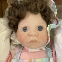 1985 Twin Girl Doll Lee Middleton