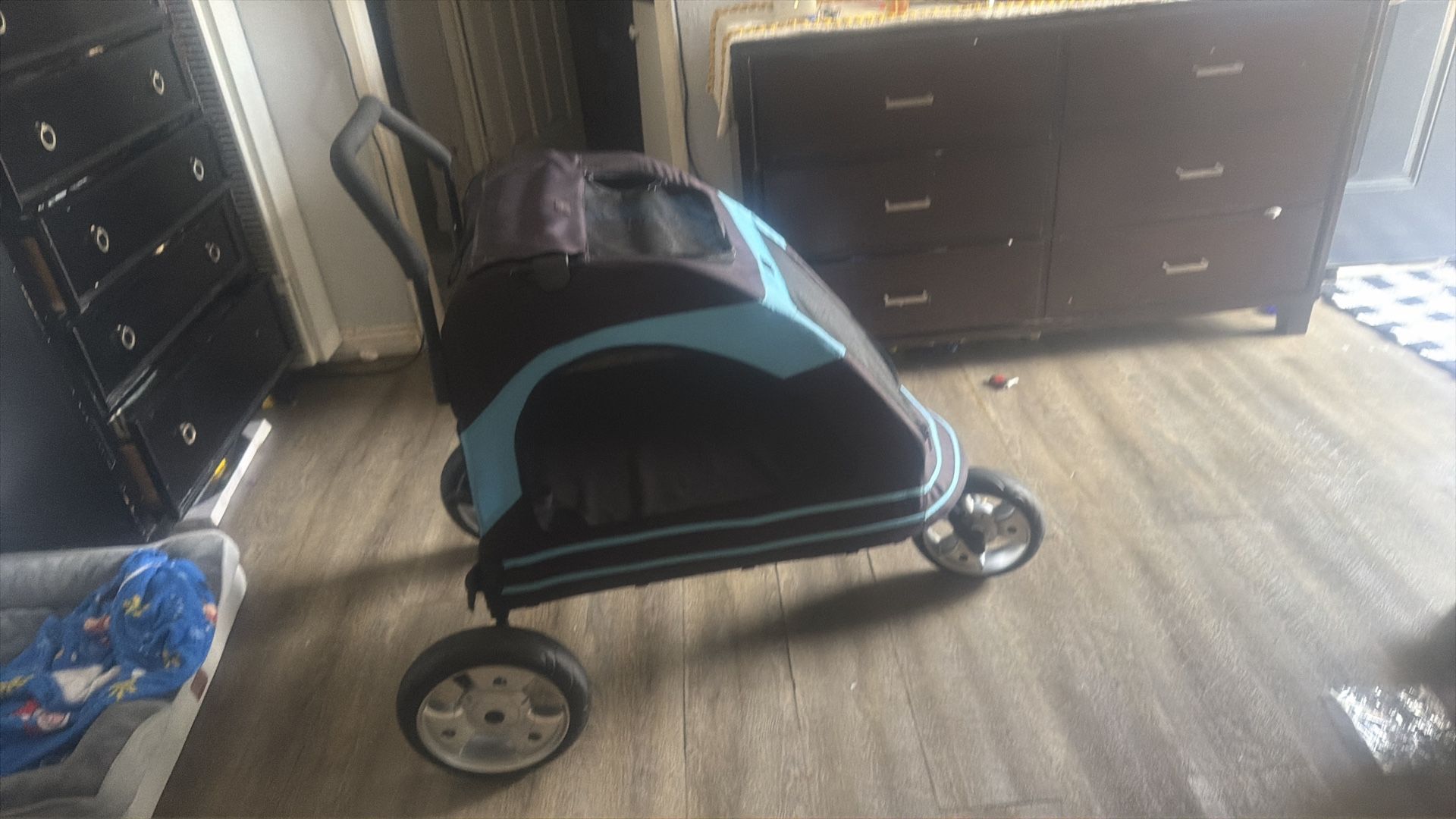 Dog stroller