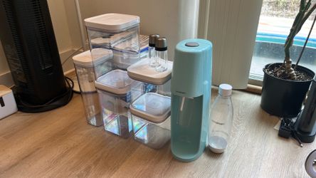 OXO Set Containers plus Soda Stream