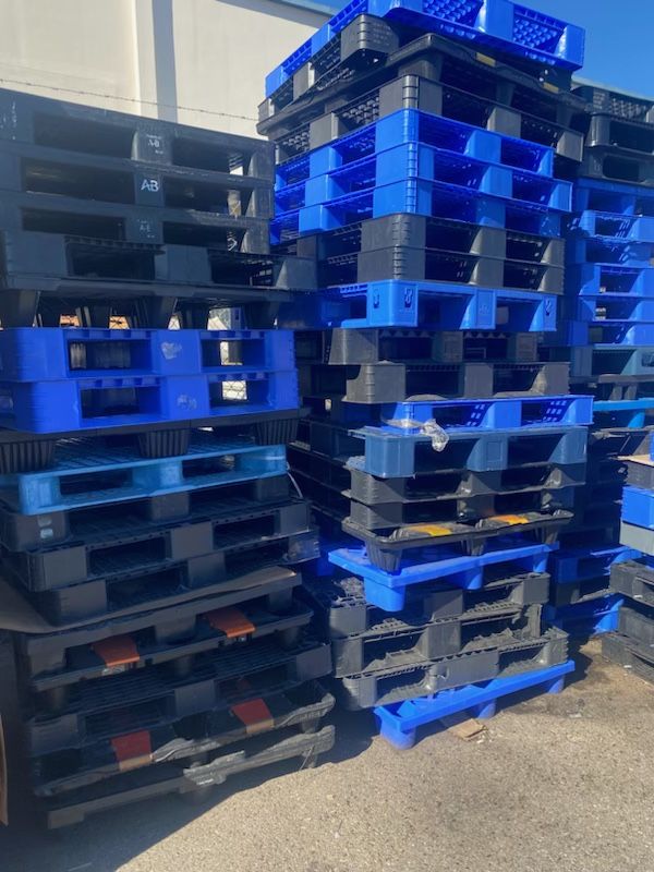 Plastic Pallets Good condition
