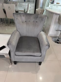 Velvet Chair with Arms