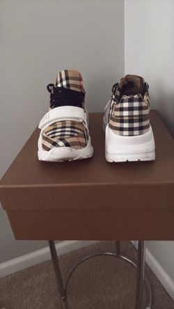 Burberry Sneakers
