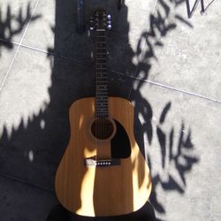 Acoustic Guitar (fender)