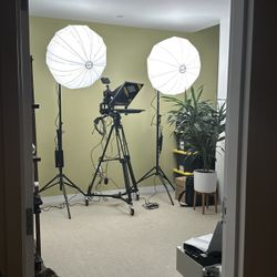 Aputure LS C120d II Light Storm kit, Controller, Cables, Remote, Case