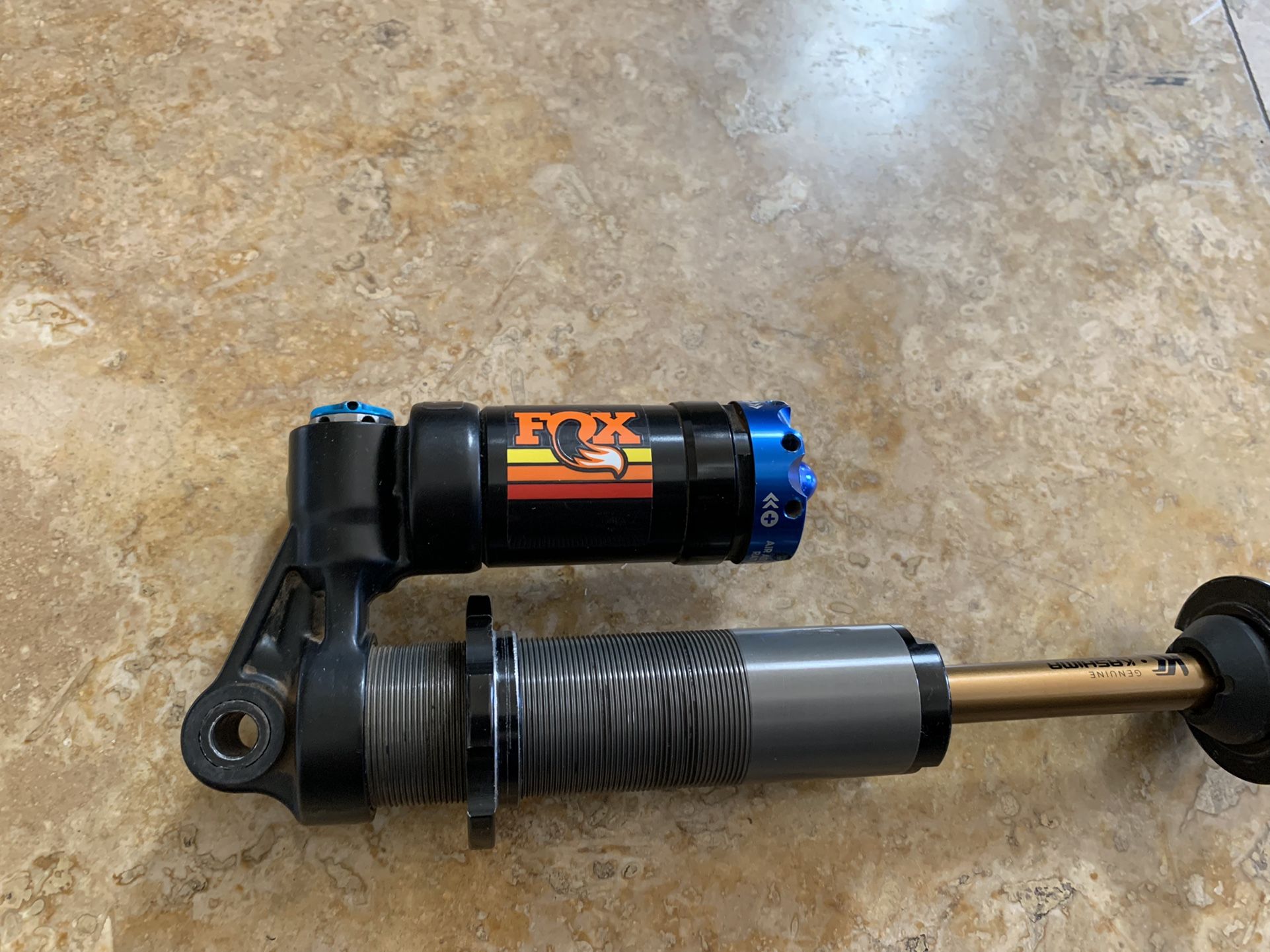 Fox DHX RC4 Rear Coil Shock Kashima 9.5x3