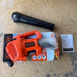 BLACK+DECKER 9 AMP 140 MPH 450 CFM Corded Electric Handheld Axial Leaf Blower
