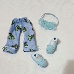 Bratz Yasmin Doll Pajamas Party Doll Clothes 