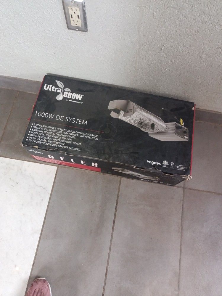 Ultra Grow 1000W DE SYSTEM By Plantmax
