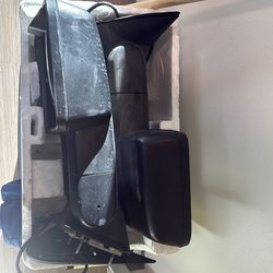 Rear view mirrors for Chevy trucks