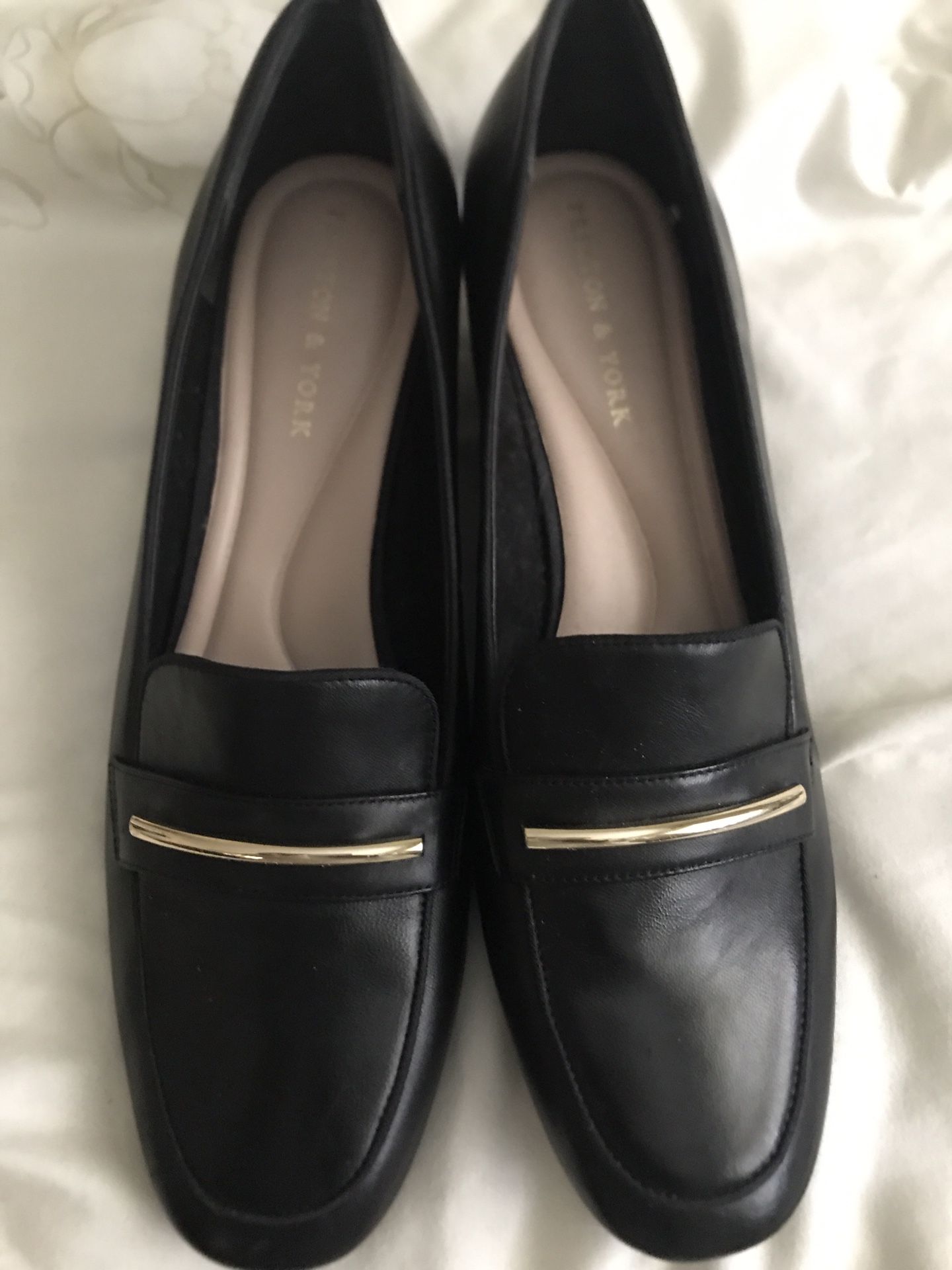 Women’s Wedged Dress Shoes 