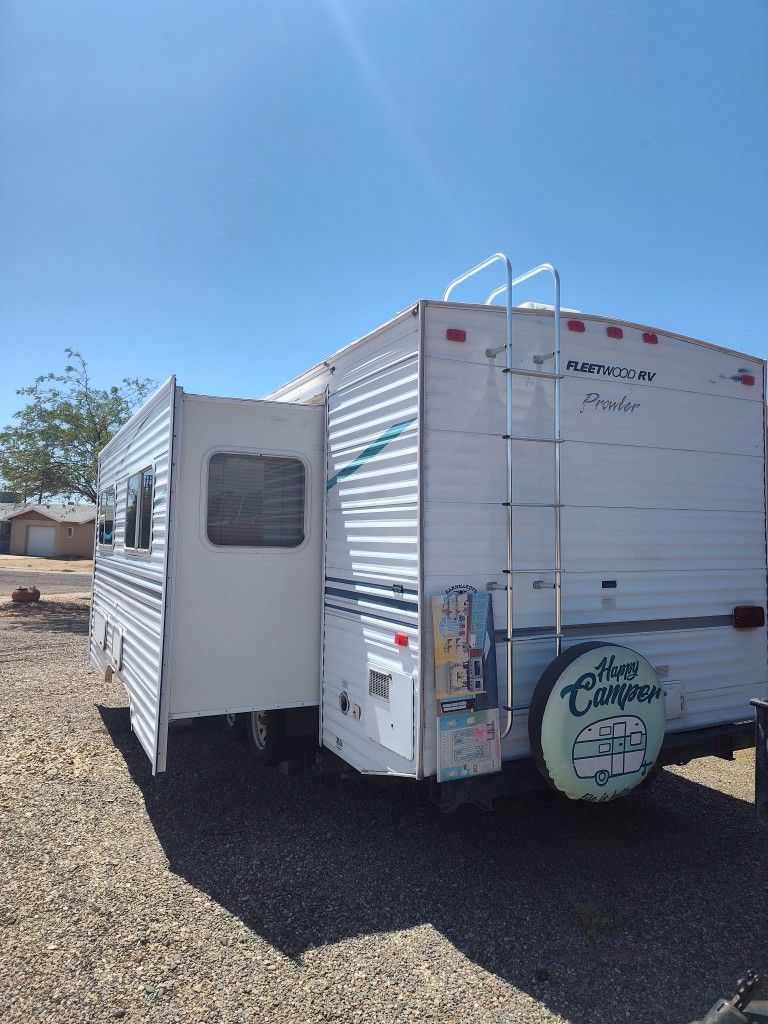 Rv 2001 Fleetwood for Sale in Phoenix, AZ - OfferUp