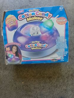 Cotton candy maker