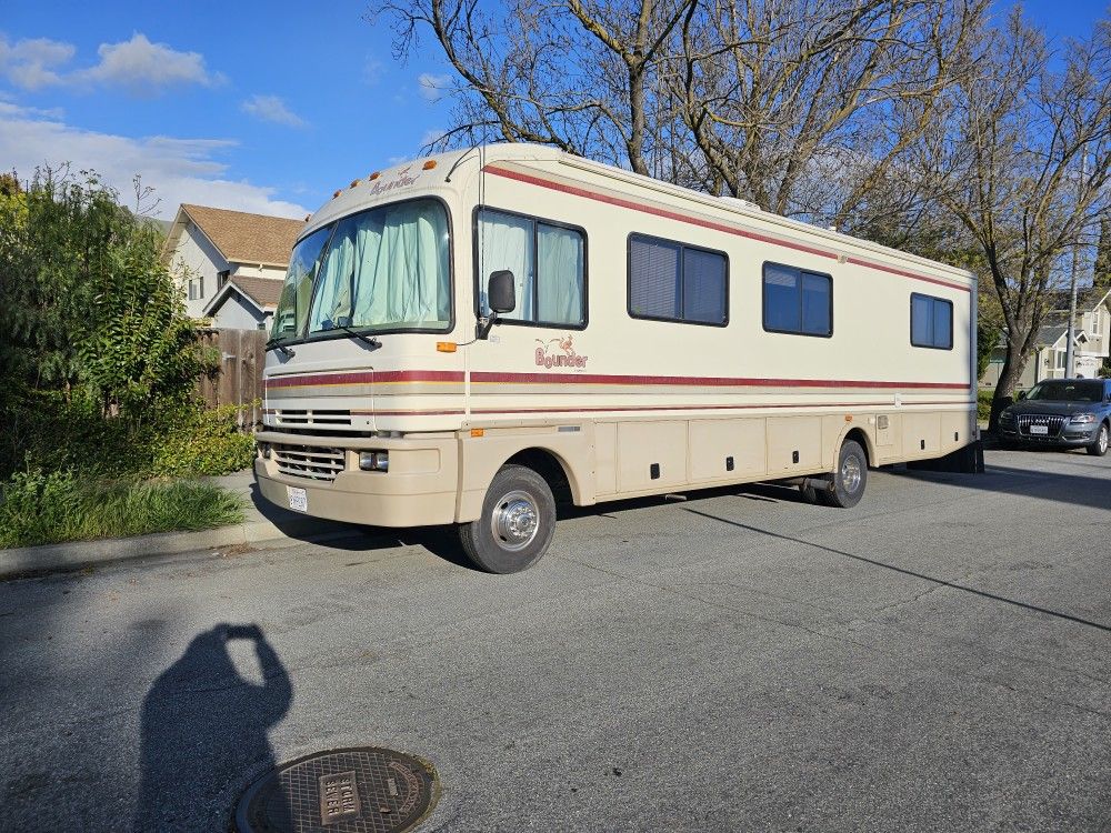 1995 Fleetwood Bounder