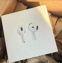 Apple AirPods Wireless Earbuds