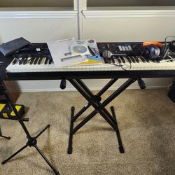 Keyboard/synthesizer 