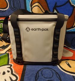 Earth-Pak Cooler/Fishing Cooler