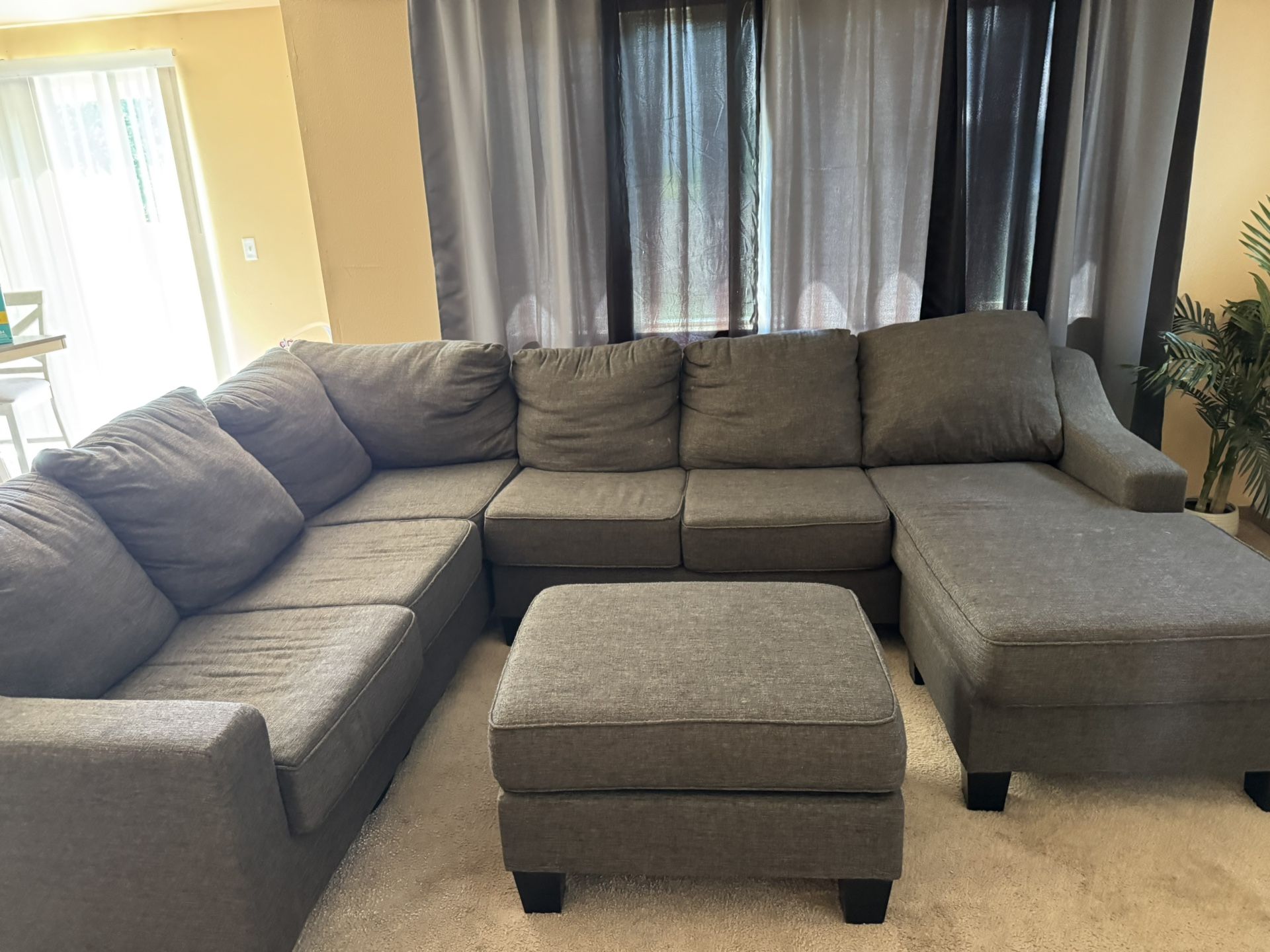 Ashley Grey Sectional With Ottoman