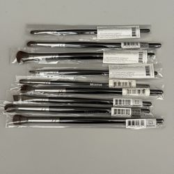 Morphe | Makeup Brush with Black Handles, New