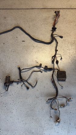 1982 ford mustang 5.0 Engine harness for a 4eye