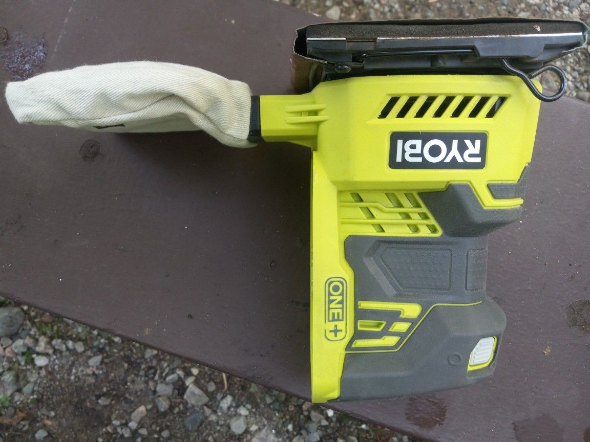 Ryobi P440 One 18V Lithium Ion 12 000 RPM 1 4 Sheet Palm Sander w Onboard Dust for Sale in Newburyport MA OfferUp