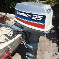 Evinrude 25 HP 25HP Outboard 1980 Johnson OMC